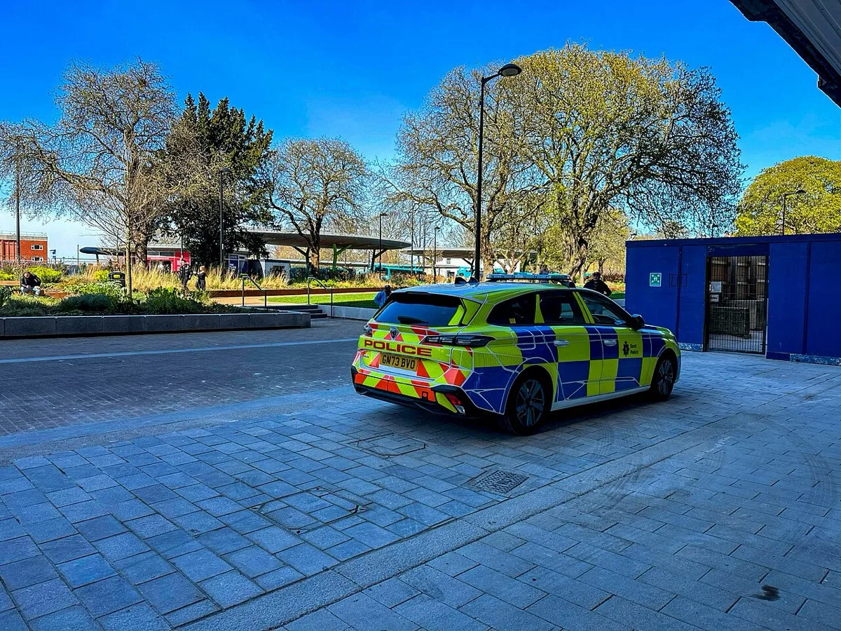 Sevenoaks Crime News: Police Issue CCTV Appeal Over Driveway Car Theft